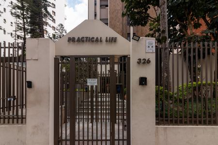 Apartamento à venda com 60m², 2 quartos e 1 vagaFachada e portaria