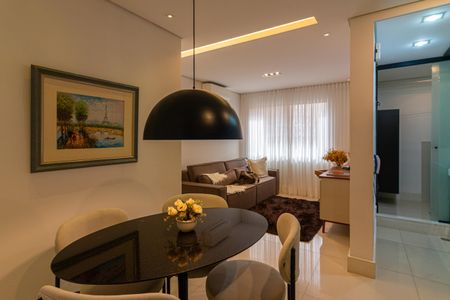 Sala de apartamento à venda com 2 quartos, 60m² em Vila Nova Conceição, São Paulo