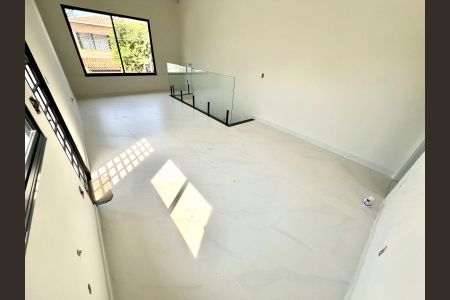 Sala de casa à venda com 3 quartos, 180m² em Trevo, Belo Horizonte