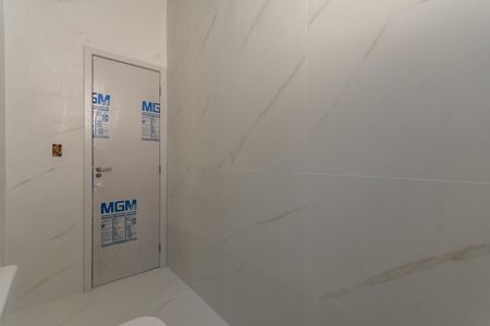 Casa à venda com 180m², 3 quartos e 4 vagasBanheiro Social