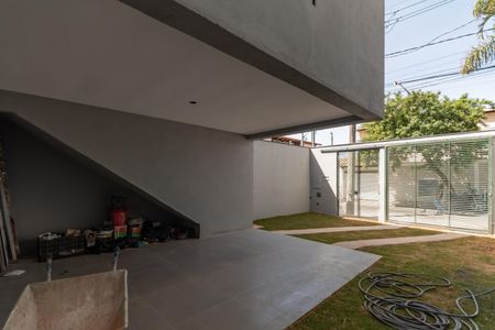 Casa à venda com 180m², 3 quartos e 4 vagasGaragem