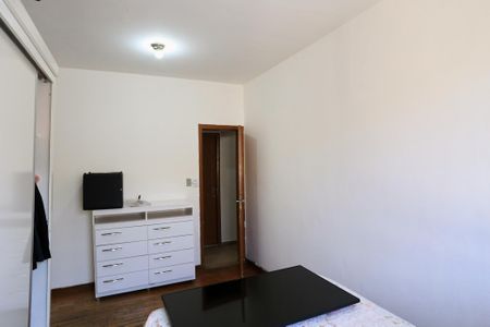 Casa à venda com 202m², 3 quartos e 2 vagasQuarto