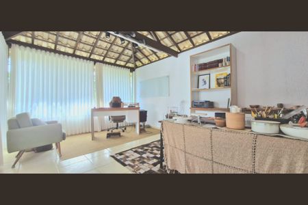 Casa de condomínio à venda com 320m², 3 quartos e 10 vagasÁrea comum