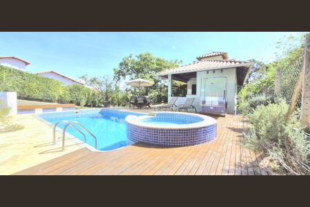Casa de condomínio à venda com 320m², 3 quartos e 10 vagasÁrea comum - Piscina