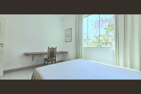 Casa de condomínio à venda com 320m², 3 quartos e 10 vagasQuarto 1