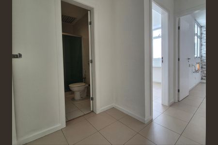 Apartamento à venda com 140m², 3 quartos e 2 vagas Apartamento à venda com 140m², 3 quartos e 2 vagasHall