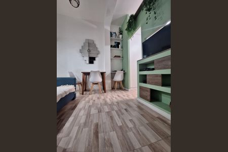 Apartamento à venda com 28m², 1 quarto e sem vaga Apartamento à venda com 28m², 1 quarto e sem vagaSala