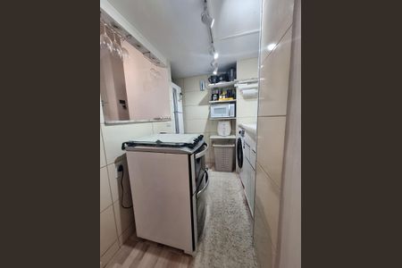 Apartamento à venda com 28m², 1 quarto e sem vaga Apartamento à venda com 28m², 1 quarto e sem vagaCozinha e Área de Serviço