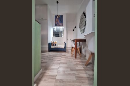 Apartamento à venda com 28m², 1 quarto e sem vaga Apartamento à venda com 28m², 1 quarto e sem vagaSala