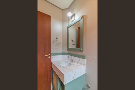 Casa de condomínio à venda com 314m², 3 quartos e 2 vagasBanheiro Social 2