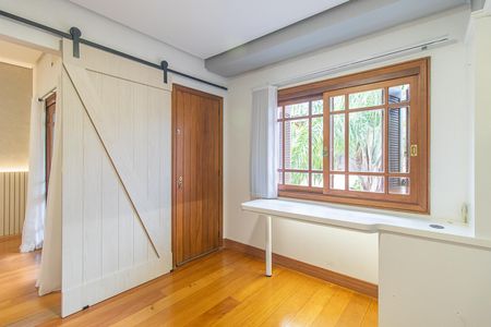 Casa de condomínio à venda com 314m², 3 quartos e 2 vagasQuarto 1