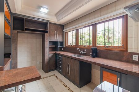 Casa de condomínio à venda com 314m², 3 quartos e 2 vagasCozinha