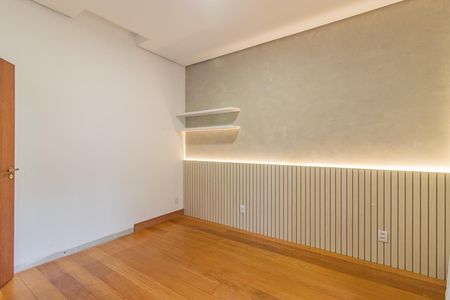 Casa de condomínio à venda com 314m², 3 quartos e 2 vagasQuarto 2