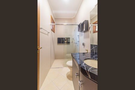 Casa de condomínio à venda com 314m², 3 quartos e 2 vagasBanheiro Social 1