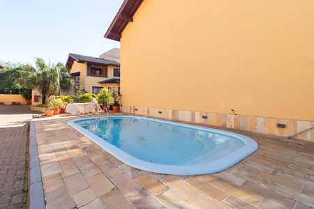 Casa de condomínio à venda com 314m², 3 quartos e 2 vagasÁrea comum - Piscina