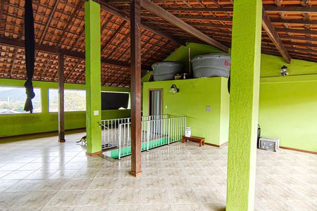 Casa à venda com 220m², 3 quartos e 1 vaga Casa à venda com 220m², 3 quartos e 1 vagaCobertura