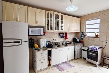 Casa à venda com 220m², 3 quartos e 1 vaga Casa à venda com 220m², 3 quartos e 1 vagaCozinha