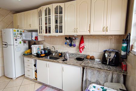 Casa à venda com 220m², 3 quartos e 1 vaga Casa à venda com 220m², 3 quartos e 1 vagaCozinha