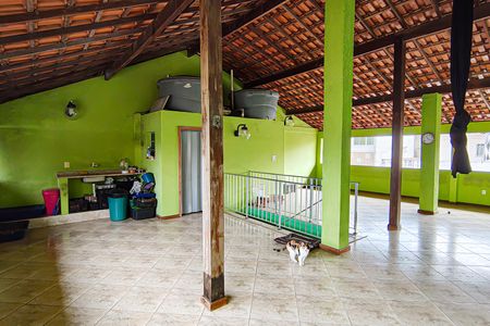 Casa à venda com 220m², 3 quartos e 1 vaga Casa à venda com 220m², 3 quartos e 1 vagaCobertura