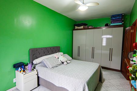 Casa à venda com 220m², 3 quartos e 1 vaga Casa à venda com 220m², 3 quartos e 1 vagaSuíte