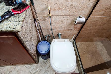 Casa à venda com 220m², 3 quartos e 1 vaga Casa à venda com 220m², 3 quartos e 1 vagaBanheiro de Serviço