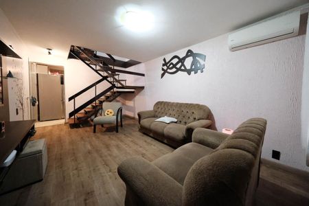 Sala de casa à venda com 2 quartos, 127m² em Cangaiba, São Paulo