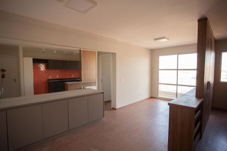 Sala de apartamento à venda com 2 quartos, 54m² em Vila Pita, São Paulo