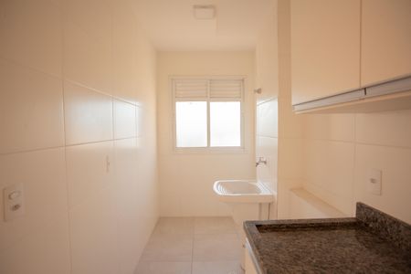 Apartamento à venda com 54m², 2 quartos e 1 vaga Apartamento à venda com 54m², 2 quartos e 1 vagaCozinha e Área de Serviço
