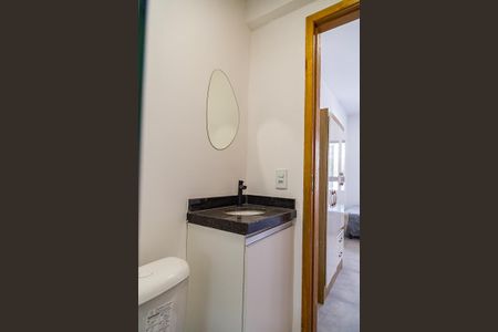 Banheiro de kitnet/studio para alugar com 1 quarto, 26m² em São Judas, São Paulo