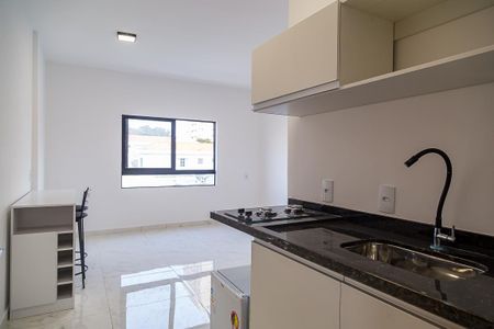 Cozinha de kitnet/studio para alugar com 1 quarto, 26m² em São Judas, São Paulo