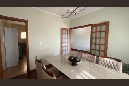 Apartamento à venda com 152m², 4 quartos e 2 vagasSala