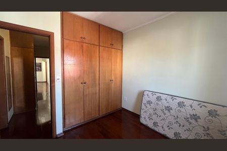 Apartamento à venda com 152m², 4 quartos e 2 vagasQuarto 3