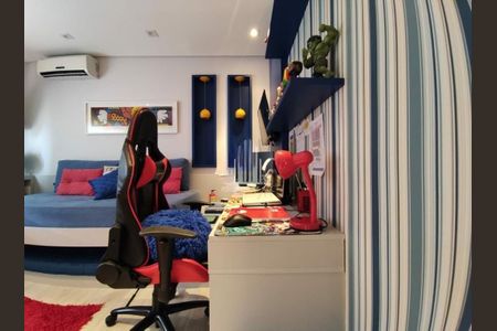 Casa à venda com 3 quartos, 210m² em Jardim Jussara, São Paulo