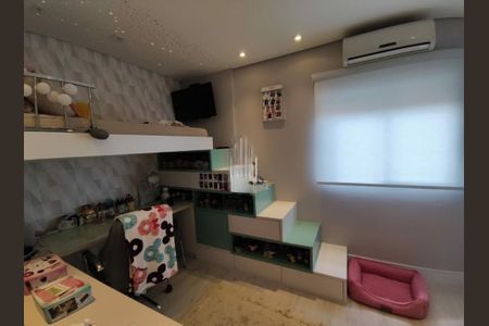 Casa à venda com 3 quartos, 210m² em Jardim Jussara, São Paulo