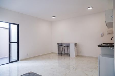 Studio para alugar com 32m², 1 quarto e sem vagaStudio