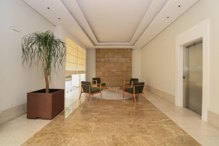 Apartamento à venda com 139m², 3 quartos e 3 vagasHall social