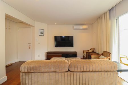 Sala de apartamento à venda com 3 quartos, 139m² em Paraíso, São Paulo