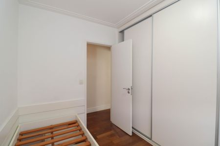 Apartamento à venda com 139m², 3 quartos e 3 vagasQuarto 4