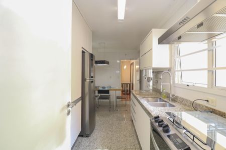 Apartamento à venda com 139m², 3 quartos e 3 vagasCozinha