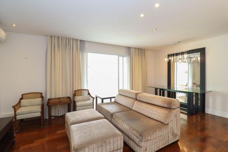 Apartamento à venda com 139m², 3 quartos e 3 vagasSala