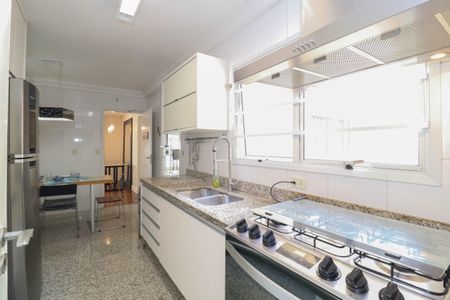 Apartamento à venda com 139m², 3 quartos e 3 vagasCozinha