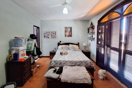 Casa à venda com 720m², 5 quartos e 6 vagasSuíte 1