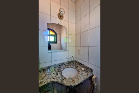 Casa à venda com 720m², 5 quartos e 6 vagasBanheiro da Suíte 2