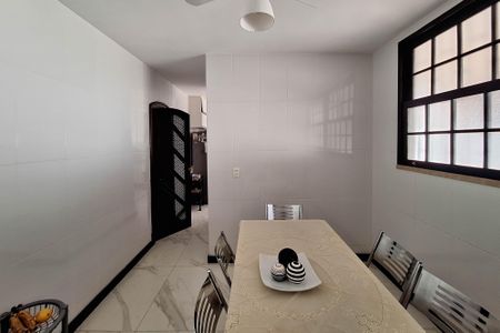 Casa à venda com 720m², 5 quartos e 6 vagasCopa