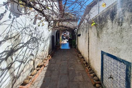 Casa à venda com 720m², 5 quartos e 6 vagasQuintal