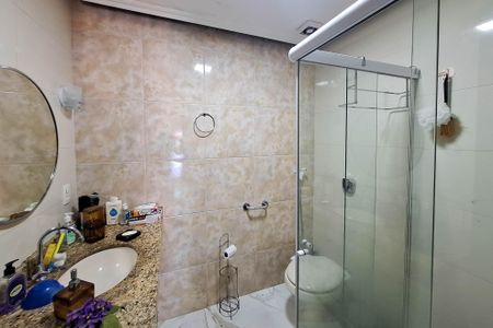 Casa à venda com 720m², 5 quartos e 6 vagasBanheiro Social 2