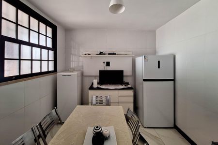 Casa à venda com 720m², 5 quartos e 6 vagasCopa