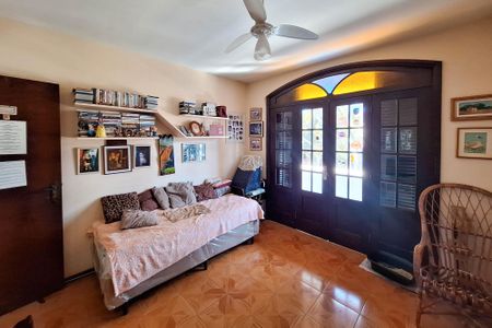 Casa à venda com 720m², 5 quartos e 6 vagasQuarto 1