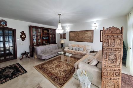 Sala de casa para alugar com 5 quartos, 720m² em Piratininga, Niterói