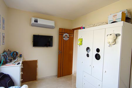 Quarto 1 de apartamento à venda com 2 quartos, 44m² em Jacarepaguá, Rio de Janeiro